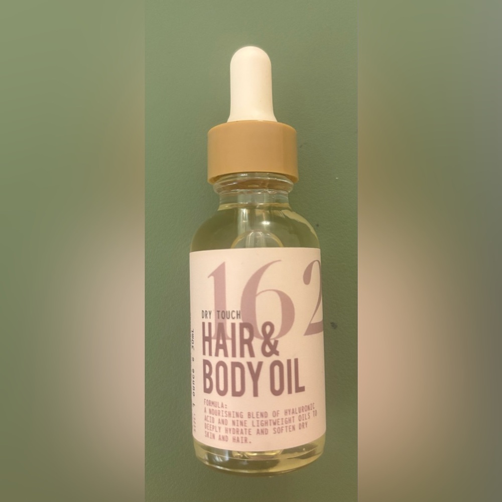 NEW VIRAL GOURMAND BODY OIL COLLECTION 4-PIECE  GIFT SET - Picture 2 of 6